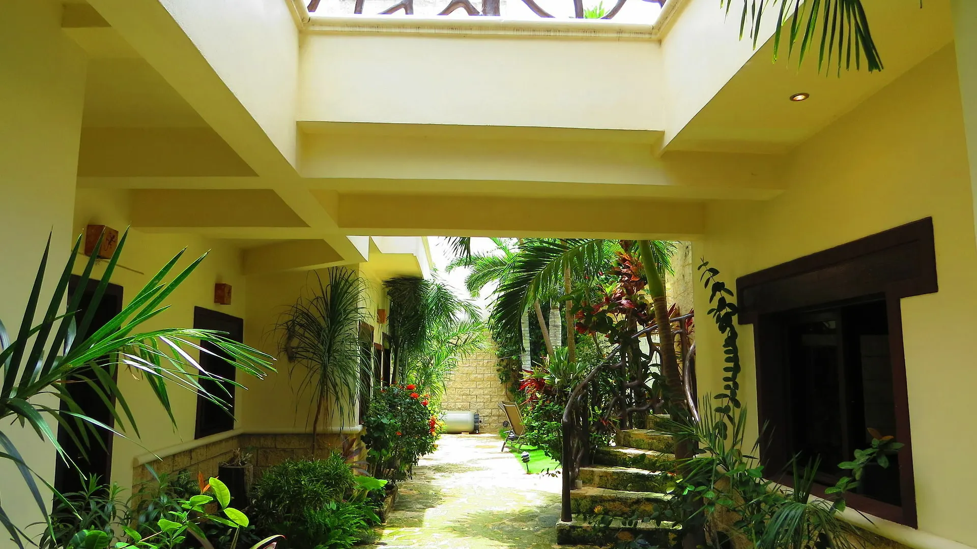 Xibalba Hotel Dive Center Tulum 3*,  México